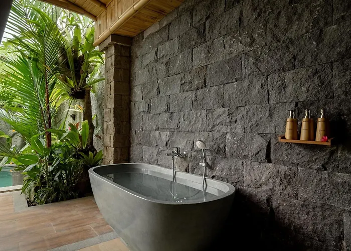 Villa Roshan Bamboo *