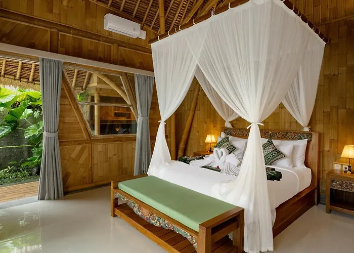 Villa Roshan Bamboo