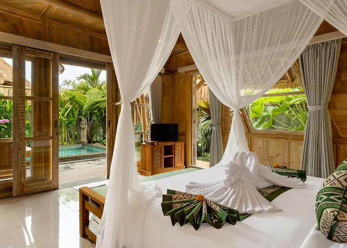 Villa Roshan Bamboo Ubud