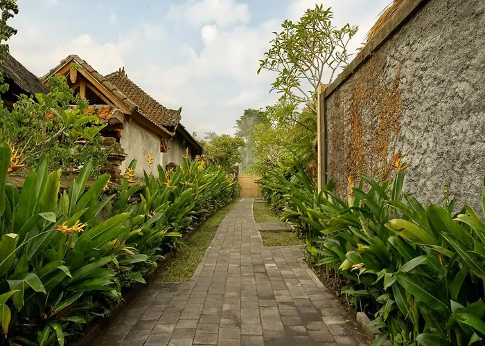 Roshan Bamboo Villa *