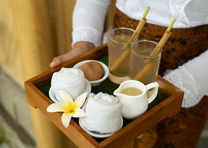 Villa Roshan Bamboo Ubud